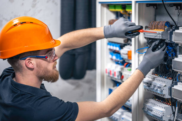 Best Affordable Emergency Electrician  in Jonesville, LA